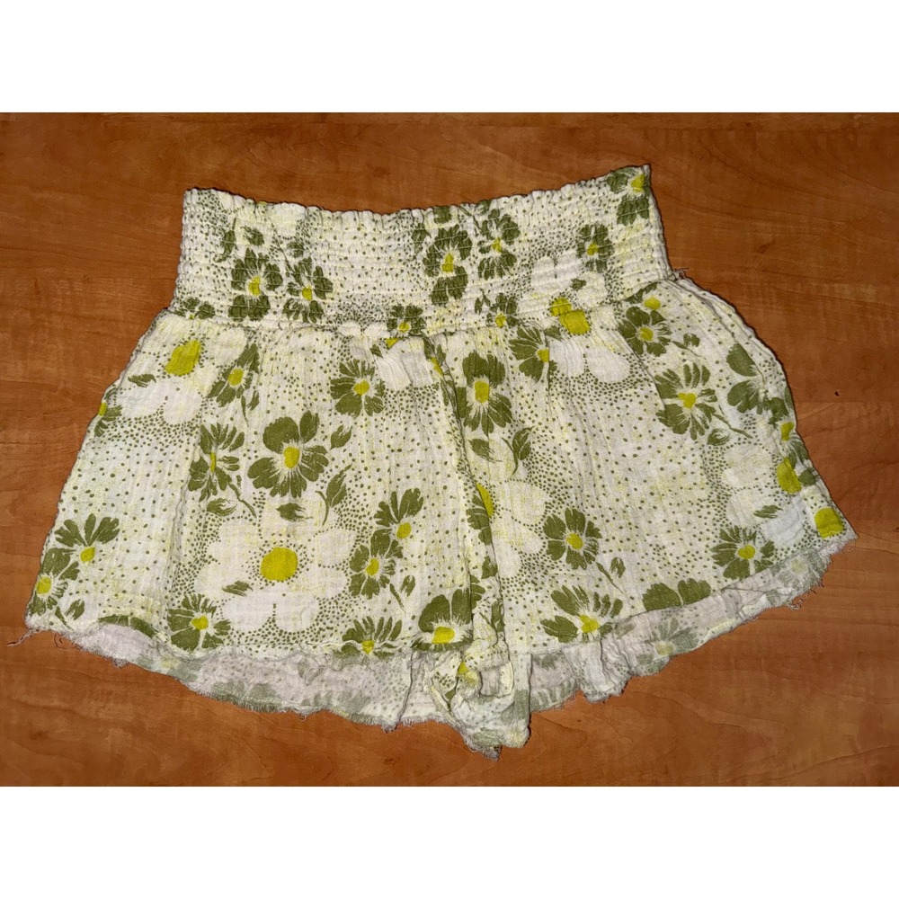 Out From Under Urban Outfitters Floral Smocked‎ Gauze Lounge Shorts Green Small